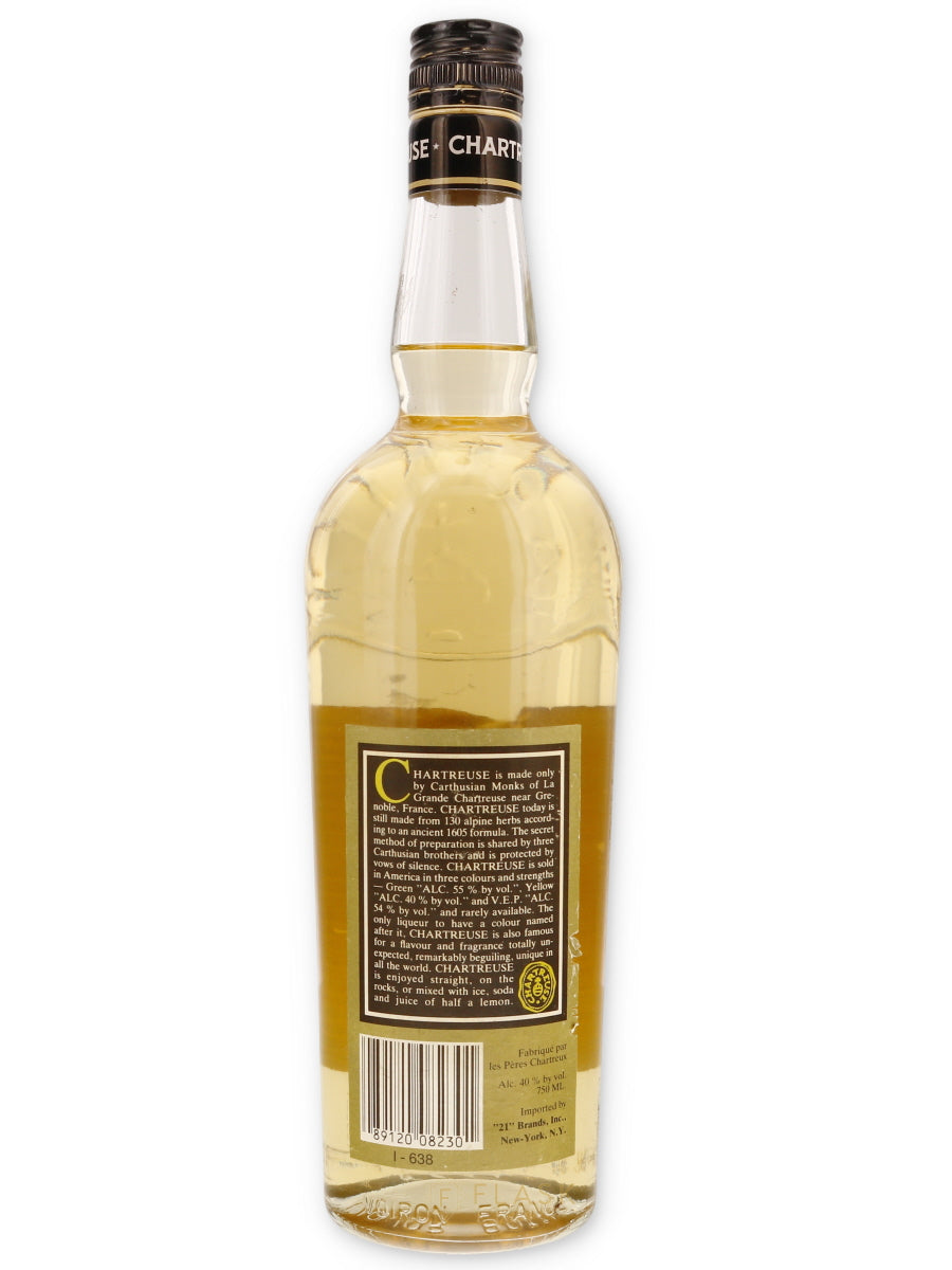 Chartreuse Jaune / Yellow Voiron 1980s '21 Brands' 750ml - Flask