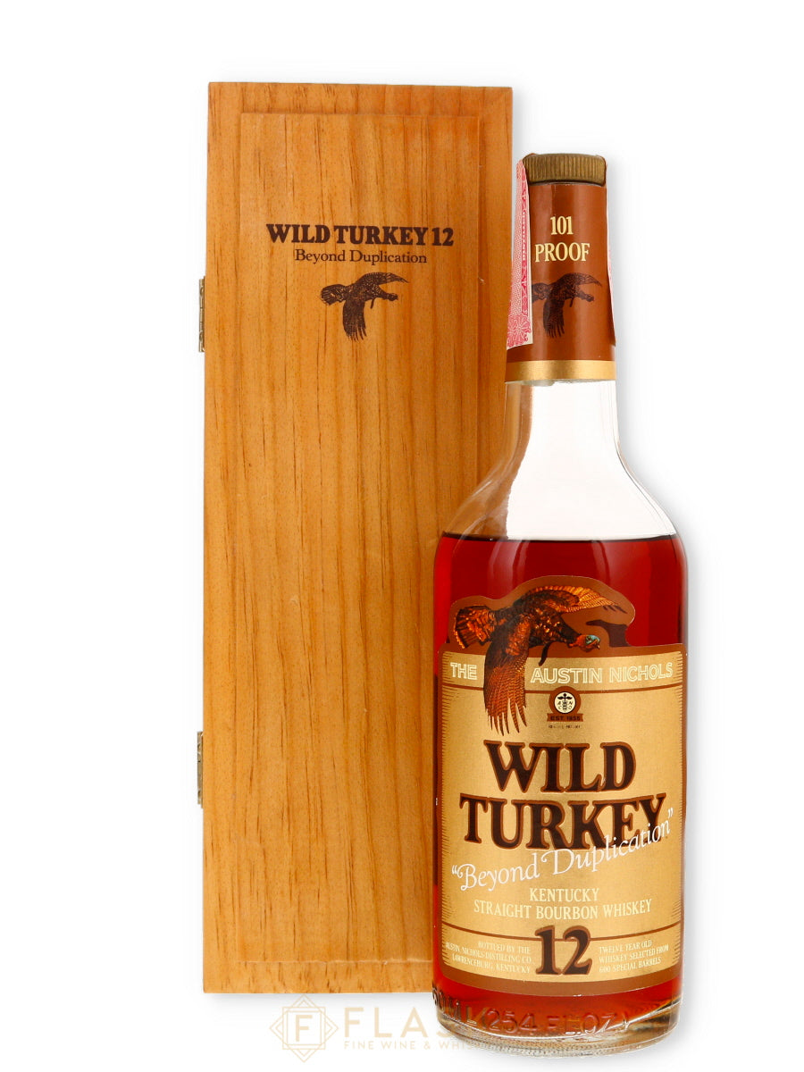 Wild Turkey 12 Year Old Beyond Duplication Bourbon 1982 / Wood Box /  Lawrenceburg