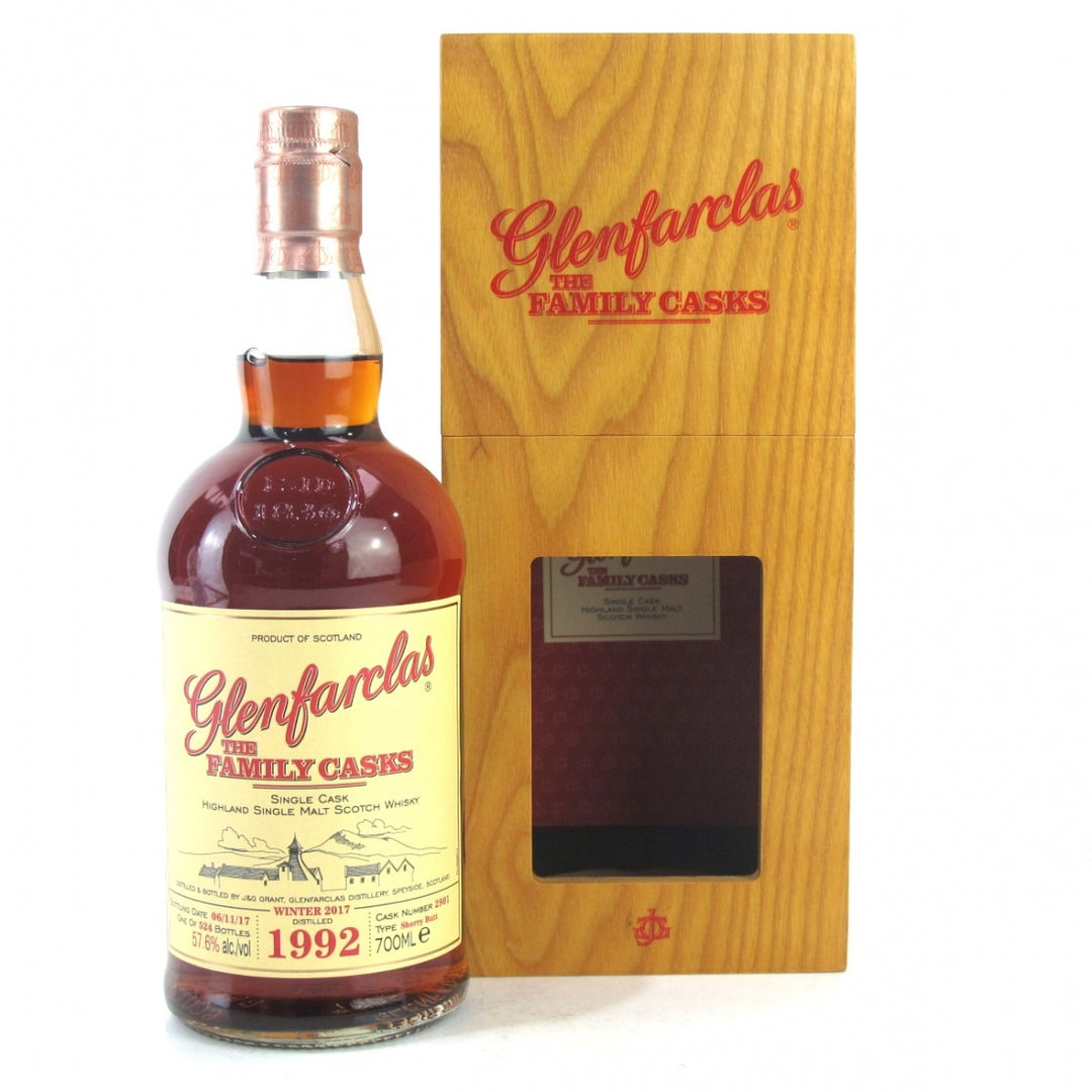 Glenfarclas 1992 25 Year Old Family Cask #2901 - Flask Fine Wine & Whisky